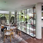 Seminaris Avendi 4* ポツダム