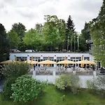 ホテル Seminaris Avendi 4*