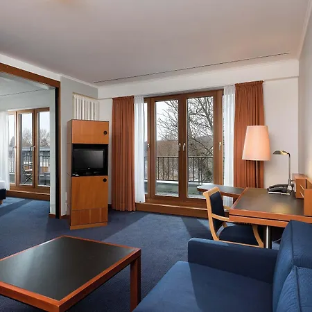 Seminaris Avendi Hotel Potsdam Szálloda