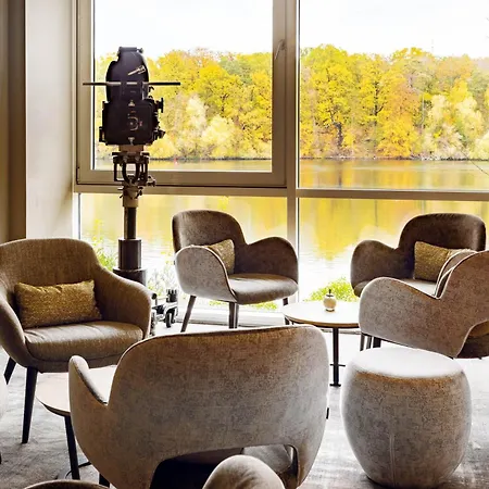 Seminaris Avendi Hotel Potsdam 4*