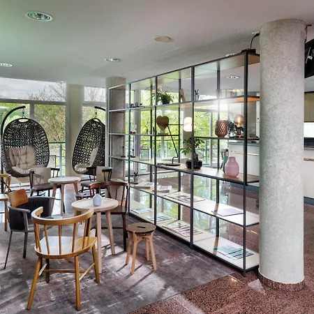 Seminaris Avendi 4* 포츠담